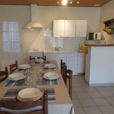 House Maison Individuelle A Dans Quartier Residentiel Au Calme Hébergement de vacances